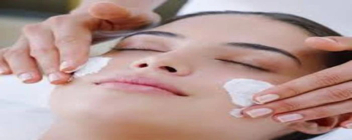 Certificate in Basic Beauty Parlour Course